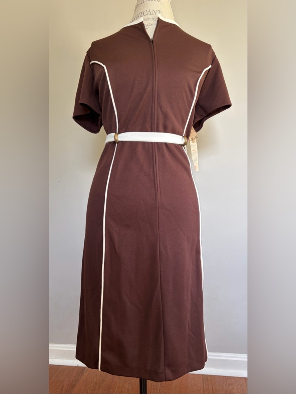 Vintage brown dress from the 1960s–1970s NWT Size 18.5